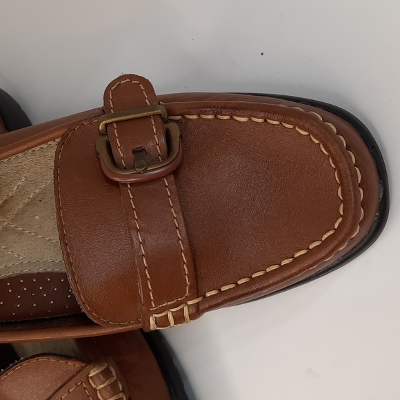 Thom McAn Tan Buckle Loafers Size 10 W - Picture 2 of 9